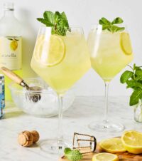 Limoncello Spritz
