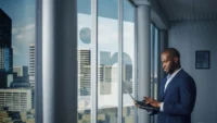 Executives Who Post on LinkedIn Get 3× More Leads—Here’s Why Brand Pages Can’t Compete