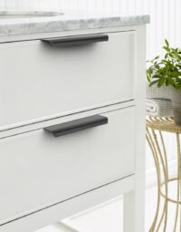 Drawer Pulls That Cost Under 0 and Look Like a Full Kitchen Reno