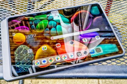 Lenovo ThinkTab X11 Gen 1 review: An Android business tablet for those who need a more flexible rugged form factor than a phone