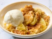 5-Ingredient Pineapple “Dump Cake” Is the Easiest Dessert You’ll Make All Spring