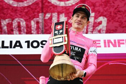 Giro d’Italia stage 17 LIVE: Long, punchy day promises to be one for the breakaway