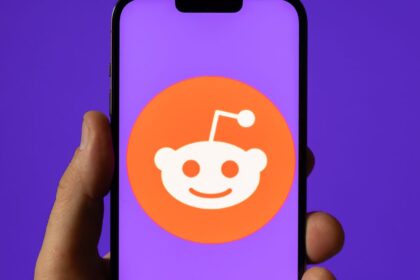 Reddit Is Blocking Some Users From Its Mobile Website. Here’s How to Get In