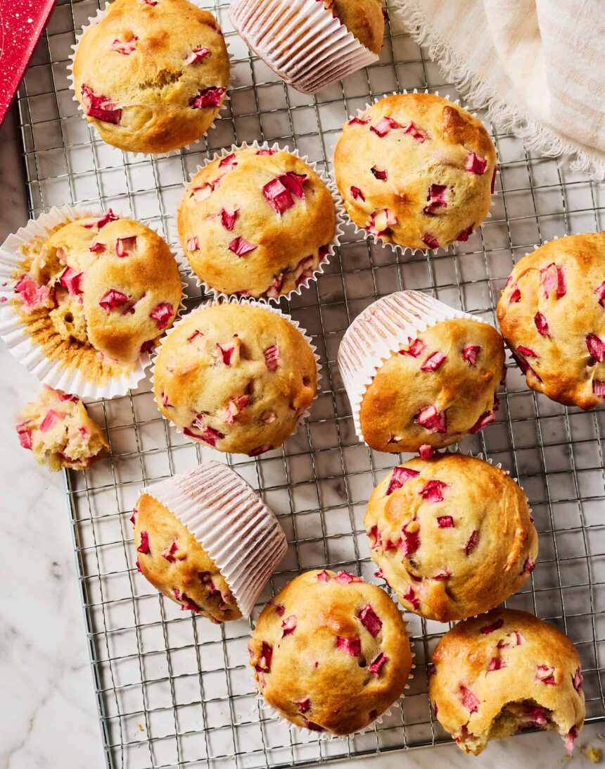 Rhubarb Muffins