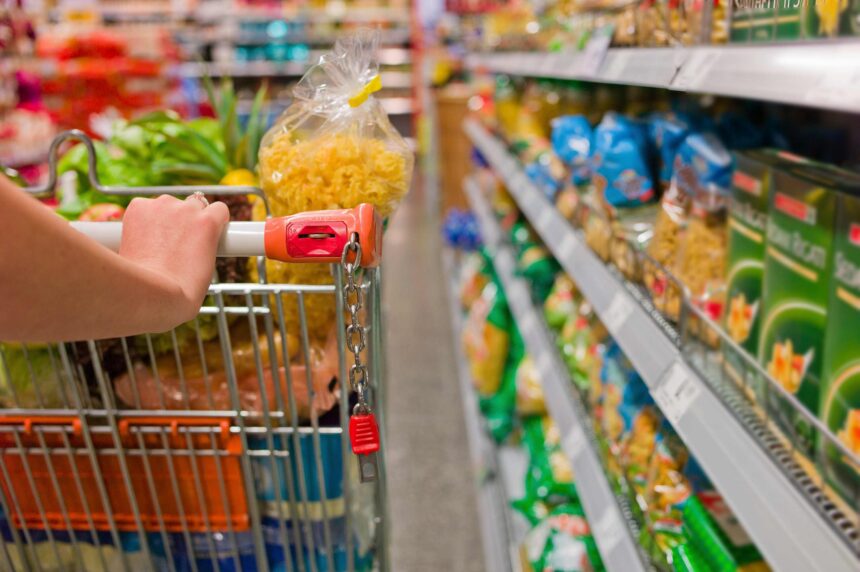 Are You an Aisle Looper or Checkout Splurger? Experts Reveal What Your Grocery Shopping Habits Say About Your Mental Health