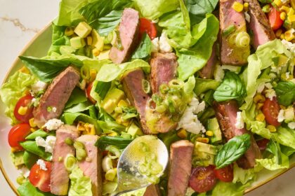 This Fresh and Flavorful Steak Salad Will Power Your Afternoon