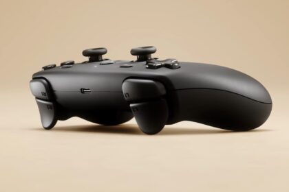 A Pixel Watch band met the Steam Controller Puck, and the result was a sizzling near‑disaster