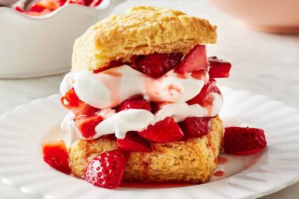 15 Fresh Strawberry Recipes