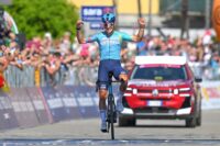 Giro d’Italia: Alberto Bettiol marches to solo victory on stage 13 after vaulting from breakaway on final climb