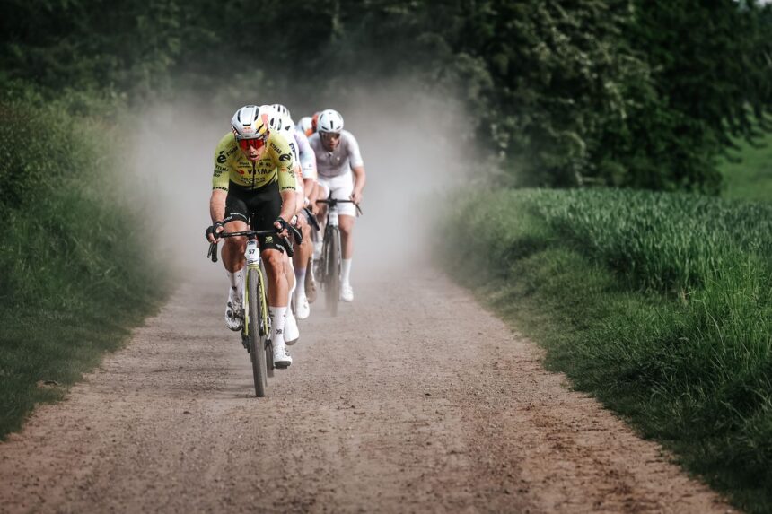 ‘It’s great to put my off-road skills to good use’ – Wout van Aert and Lorena Wiebes take honours at Marly Grav UCI Gravel World Series race