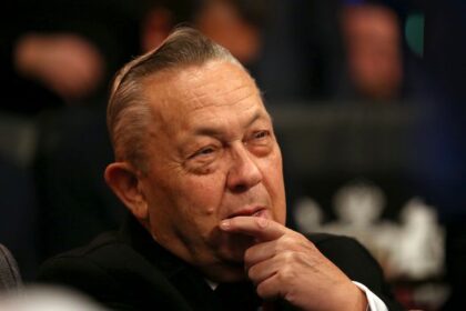 Seven women accuse West Ham billionaire David Sullivan of preying on them for sex