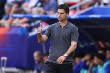 Arsenal make transfer move for PSG star who will be out of contract in days