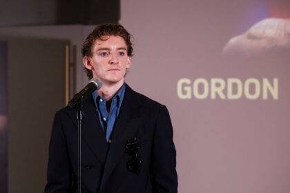 Anthony Gordon told he’s made the wrong decision in snubbing Bayern Munich for Barcelona