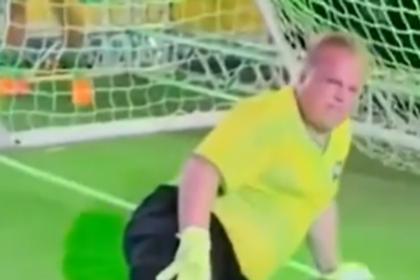 Ex-Man Utd star rushed to hospital after sustaining injury filming TV advert