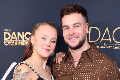 JoJo Siwa Denies She & Chris Hughes Are in a “Lavender Relationship”