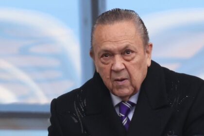 BBC confirms Panorama probe after David Sullivan steps down as West Ham chair due to ‘historic allegations’