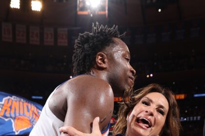 Exclusive: Mariska Hargitay and Samantha Ronson Talk Knicks Mania
