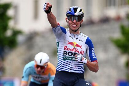 Tour de Wallonie: Laurence Pithie sprints to victory after massive crash devastates peloton in final 2km