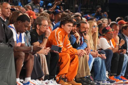 10 Unexpected Fashion Moments You Might Have Missed at the Knicks Game