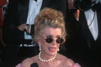 15 of Joan Rivers’s Best and Most Baroque Style Moments