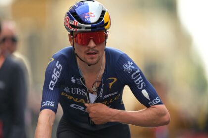 Tom Pidcock’s Tour de France warm-up plans shifted, no Tour de Suisse after contracting viral infection