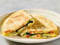 You Only Need 2 Ingredients and 5 Minutes to Make This Egg Tortilla