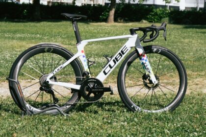 TotalEnergies showed us a prototype Cube aero bike, didn’t tell us a thing about it, and then took it away again – It’s cool, though