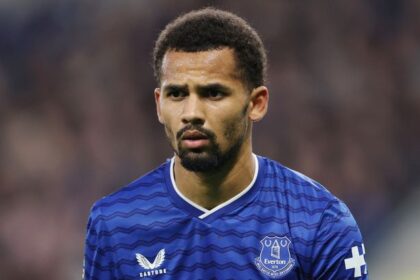 Man Utd learn Iliman Ndiaye asking price in transfer battle for Everton star