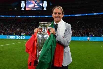 Roberto Mancini named new Italy manager as Claudio Ranieri makes shock return