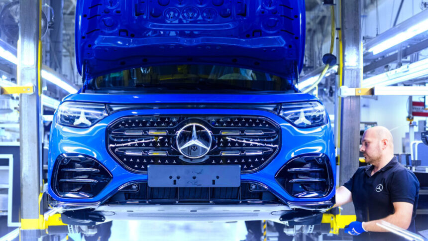 Hungary Pays  An Hour, Germany Pays , Guess Where Mercedes Is Building