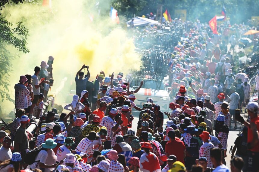 Unpopular opinion: Alpe d’Huez is on the limit, and it wasn’t even the best atmosphere at this Tour de France