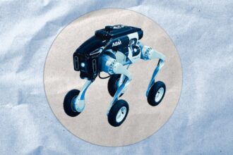 Meet the new robot dog patrolling LaGuardia Airport