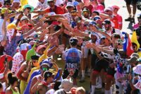 ‘My eardrums were hurting’ – Tour de France riders on the madness and chaos of Alpe d’Huez