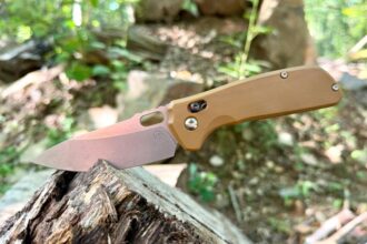 Stout EDC Delivers Smart Spin on Classic Crossbar: Schwarz Knives Enduro Review
